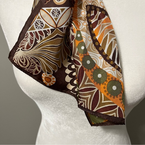 Nicole Miller Fall Floral and Leaf Pattern Silk Scarf - Picture 4 of 7